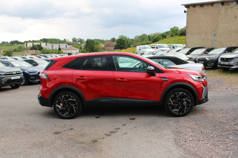 Photo 5 de l'offre de RENAULT SYMBIOZ E-TECH 145 CV ESPRIT ALPINE HYBRIDE USB GPS 3D JA 19 FULL LED CAMÃRA BOITE AUTO à 31500€ chez Bougel transactions