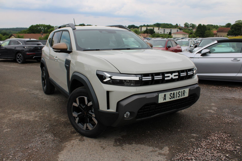 Dacia DUSTER VI EXTREME TCE 130 CV "4X4" GPS CARPLAY JA17 FULL LED CAMÃRA 360Â° I-COKPIT PK HIVER Essence SANDSTONE Occasion à vendre