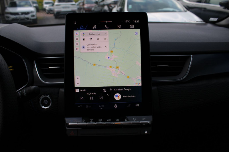 Photo 14 de l'offre de RENAULT SYMBIOZ E-TECH 145 CV ESPRIT ALPINE HYBRIDE USB GPS 3D JA 19 FULL LED CAMÃRA BOITE AUTO à 31500€ chez Bougel transactions