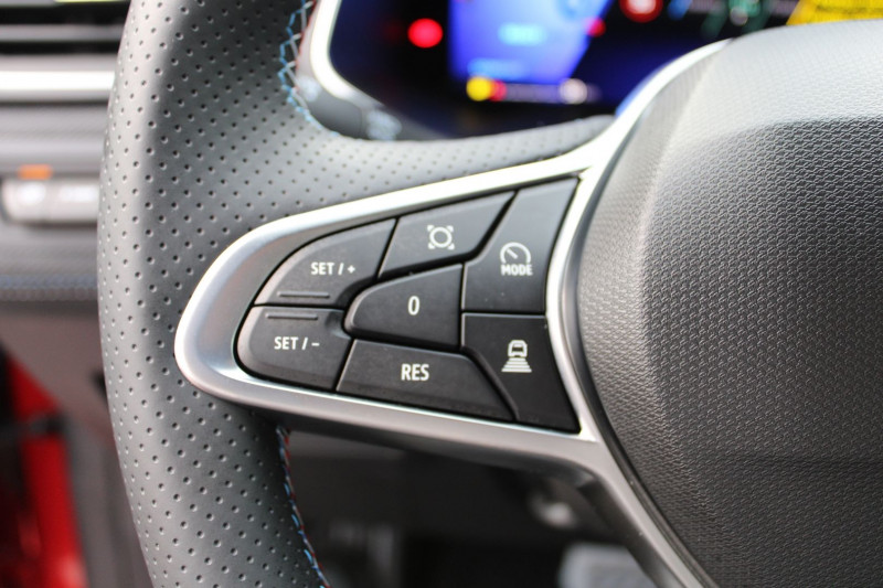 Photo 12 de l'offre de RENAULT SYMBIOZ E-TECH 145 CV ESPRIT ALPINE HYBRIDE USB GPS 3D JA 19 FULL LED CAMÃRA BOITE AUTO à 31500€ chez Bougel transactions