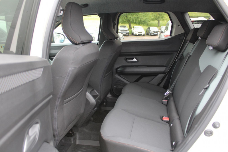 Photo 10 de l'offre de DACIA DUSTER VI EXTREME TCE 130 CV "4X4" GPS 3D JA 18 FULL LED CAMÃRA 360Â° PACK HIVER RÃGULATEUR à 28500€ chez Bougel transactions