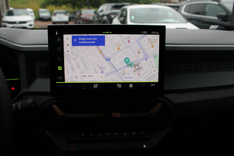 Photo 14 de l'offre de DACIA DUSTER VI EXTREME TCE 130 CV "4X4" GPS 3D JA 18 FULL LED CAMÃRA 360Â° PACK HIVER RÃGULATEUR à 28500€ chez Bougel transactions