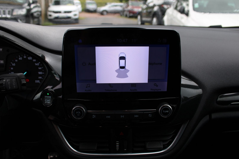 Photo 13 de l'offre de FORD FIESTA ST-LINE 125 CV ECOBOOST GPS CARPLAY AUDIO USB JA 17 RADAR BLUETOOTH RÃGULATEUR à 11990€ chez Bougel transactions