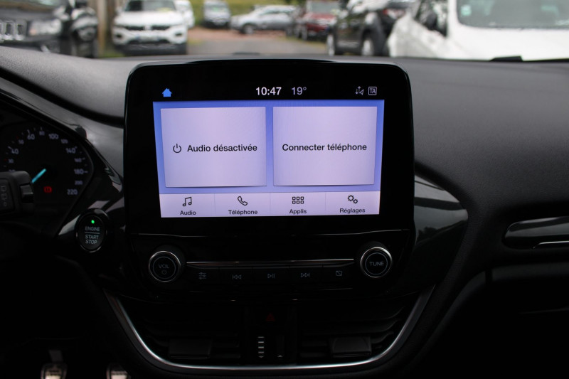 Photo 12 de l'offre de FORD FIESTA ST-LINE 125 CV ECOBOOST GPS CARPLAY AUDIO USB JA 17 RADAR BLUETOOTH RÃGULATEUR à 11990€ chez Bougel transactions