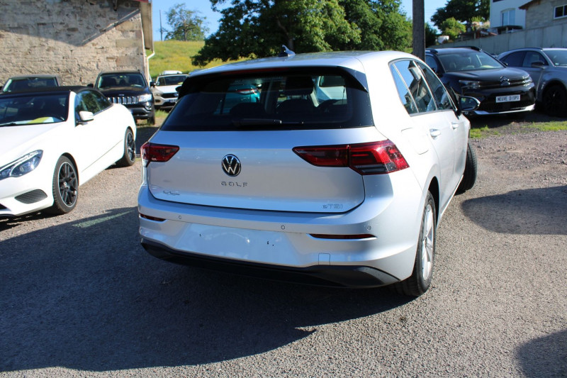 Photo 2 de l'offre de VOLKSWAGEN GOLF 8 1.5 ETSI OPF 150CH STYLE DSG7 CAMÃRA GPS 3D BOITE AUTO à 23900€ chez Bougel transactions
