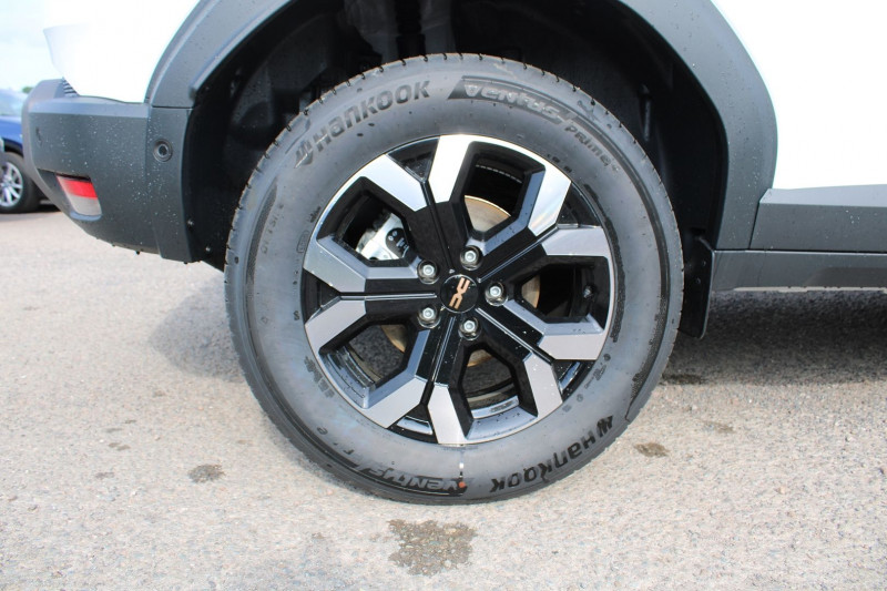 Photo 7 de l'offre de DACIA DUSTER VI MILD HYBRIDE EXTREME TCE 130 BOITE 6 CAMÃRA 360 FULL LEDS ANGLES MORTS CLIM AUTO à 25990€ chez Bougel transactions