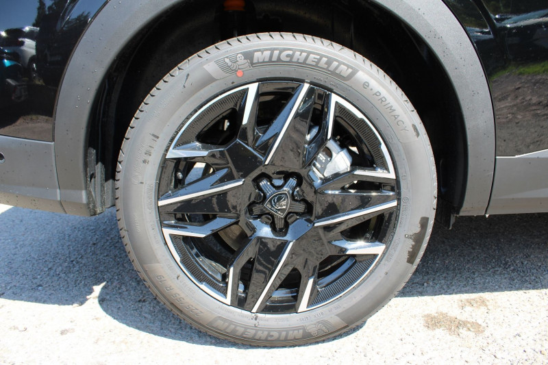 Photo 9 de l'offre de PEUGEOT 5008 PHASE 5 GT 145 CV HYBRIDE "7 PLACES" GPS 3D CAMÃRA USB JA 19 I-COKPIT BOITE AUTO DCS-6 à 36990€ chez Bougel transactions