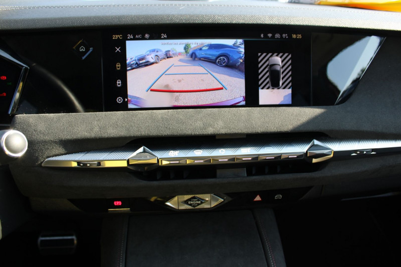 Photo 11 de l'offre de DS DS4 CROSSBACK  III PERFORMANCE LINE 1L5 BLUEHDI 130 CV EAT8 BOITE AUTO CAMÃRA 180 FULL LEDS  JA 19 à 27900€ chez Bougel transactions
