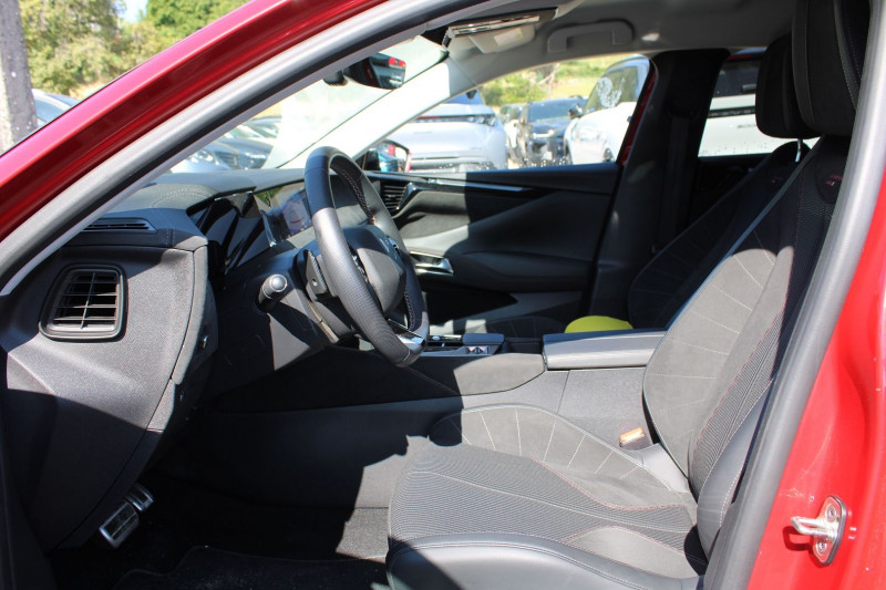 Photo 8 de l'offre de DS DS4 CROSSBACK III PERFORMANCE LINE 1L5 BLUEHDI 130 CV EAT8 BOITE AUTO CAMÃRA 180 FULL LEDS  JA 19 à 27900€ chez Bougel transactions