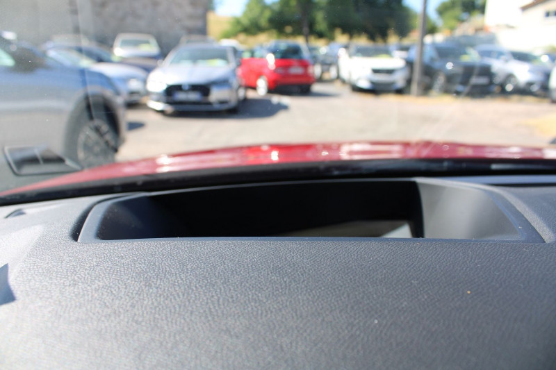 Photo 15 de l'offre de DS DS4 CROSSBACK III PERFORMANCE LINE 1L5 BLUEHDI 130 CV EAT8 BOITE AUTO CAMÃRA 180 FULL LEDS  JA 19 à 27900€ chez Bougel transactions