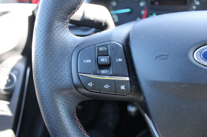Photo 10 de l'offre de FORD FIESTA ST-LINE SPORT 140 CV ECOBOOST GPS 3D ANDOID USB JA 17 RADAR BLUETOOTH RÃGULATEUR à 12990€ chez Bougel transactions