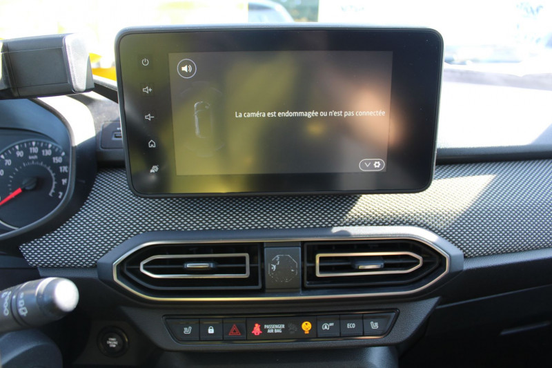 Photo 14 de l'offre de DACIA JOGGER TCE 100 CV ESS/GAZ EXTREME LIMITED EDITION CAMÃRA GRAND GPS 3D USB FULL LEDS BV6 à 16900€ chez Bougel transactions