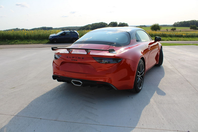 Photo 3 de l'offre de ALPINE A110 TURBO "S" 300 CV "PACK AERO" I-COKPIT RE TOIT CARBONE JA 18 BOITE AUTO+ PALETTES à 85000€ chez Bougel transactions
