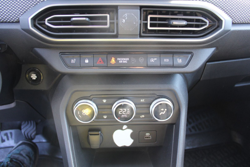 Photo 12 de l'offre de DACIA JOGGER TCE 100 CV ESS/GAZ EXTREME LIMITED EDITION CAMÃRA GRAND GPS 3D USB FULL LEDS BV6 à 16900€ chez Bougel transactions