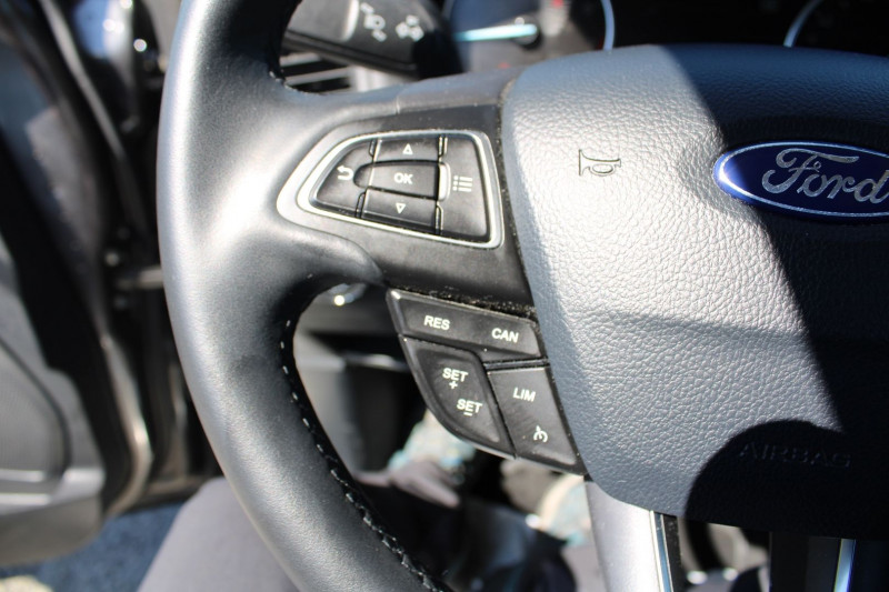 Photo 11 de l'offre de FORD ECOSPORT TITANIUM 125 CV ECOBOOST GPS 3D CLIM AUDIO USB JA 16 RADAR BLUETOOTH RÃGULATEUR à 13990€ chez Bougel transactions