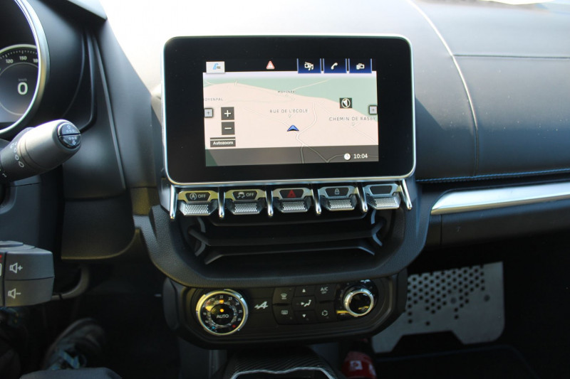 Photo 10 de l'offre de ALPINE A110 LEGENDE 1L8 TURBO 252 CV BOITE AUTO PALETTE FULL LEDS GPS 3D USB JANTES 18  ASR à 56900€ chez Bougel transactions