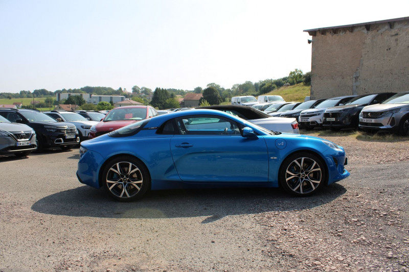 Photo 5 de l'offre de ALPINE A110 LEGENDE 1L8 TURBO 252 CV BOITE AUTO PALETTE FULL LEDS GPS 3D USB JANTES 18  ASR à 56900€ chez Bougel transactions