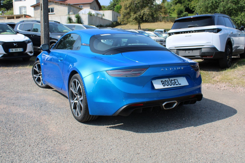 Photo 3 de l'offre de ALPINE A110 LEGENDE 1L8 TURBO 252 CV BOITE AUTO PALETTE FULL LEDS GPS 3D USB JANTES 18  ASR à 56900€ chez Bougel transactions