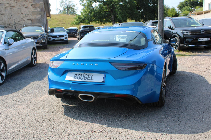 Photo 2 de l'offre de ALPINE A110 LEGENDE 1L8 TURBO 252 CV BOITE AUTO PALETTE FULL LEDS GPS 3D USB JANTES 18  ASR à 56900€ chez Bougel transactions