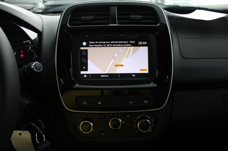 Photo 9 de l'offre de DACIA SPRING II ELECT. CONFORT PLUS CAMÃRA GPS USB CUIR LIMITEUR BLUETOOTH LEDS ACCOUDOIR  ABS à 10990€ chez Bougel transactions