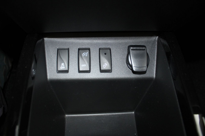 Photo 11 de l'offre de DACIA SPRING II ELECT. CONFORT PLUS CAMÃRA GPS USB CUIR LIMITEUR BLUETOOTH LEDS ACCOUDOIR  ABS à 10990€ chez Bougel transactions