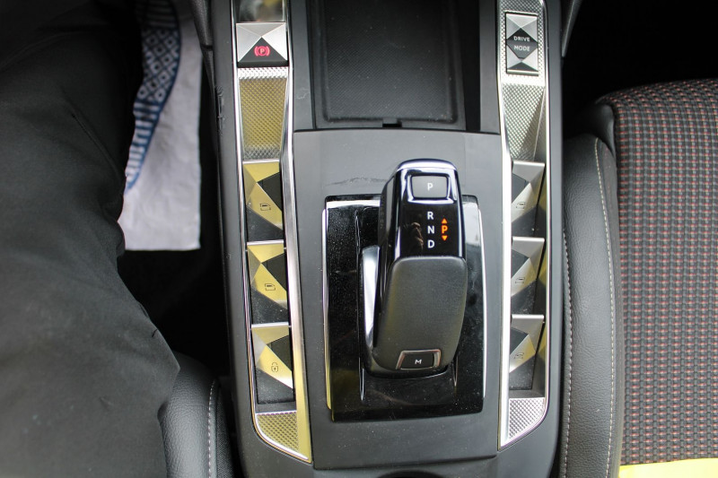 Photo 15 de l'offre de DS DS 3 CROSSBACK II EAT8 BOITE AUTO 1L5 BLUEHDI 130 CV PERFORMANCE LINE BLUETOOTH FULL LEDS ABS à 25900€ chez Bougel transactions