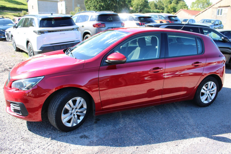 Photo 5 de l'offre de PEUGEOT 308 III ACTIVE PACK 110 CV ESSENCE GPS 3D CAMÃRA USB JA 16 I-COKPIT BLUETOOTH RÃGULATEUR à 12990€ chez Bougel transactions