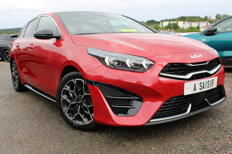 Kia PROCEED 1L5 T-GDI 160 CV DCT7 GT LINE BOITE AUTO CAMÃRA TOIT OUVRANT CUIR GPS 3D USB ESP Essence ROUGE FUSION  Occasion à vendre
