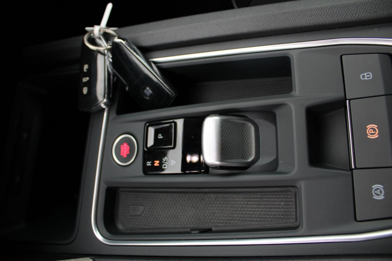 Photo 12 de l'offre de SEAT LEON ST 2.0 TDI 150CH XCELLENCE DSG7 à 22500€ chez Bougel transactions