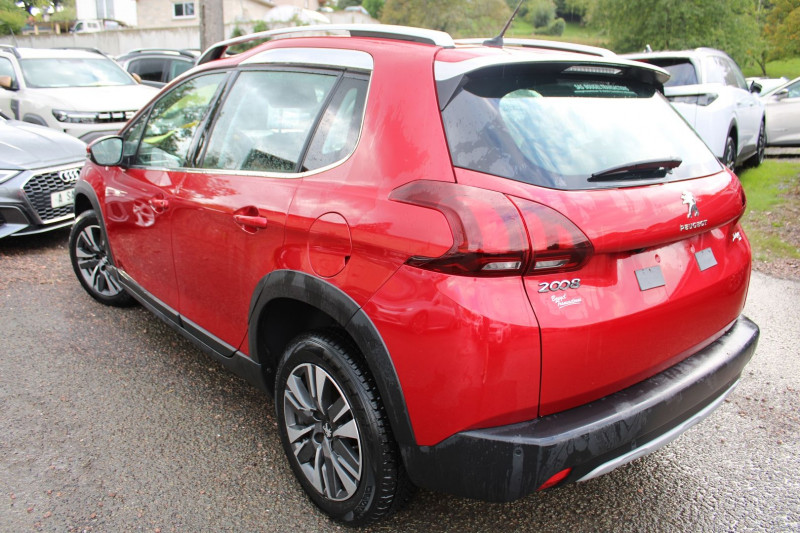 Photo 5 de l'offre de PEUGEOT 2008 II 1L5 BLUEHDI 100 CV ALLURE LUXE CAMÃRA GPS RÃGULATEUR BLUETOOTH MI CUIR JANTES 16 à 12990€ chez Bougel transactions