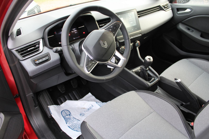 Photo 6 de l'offre de RENAULT CLIO VI EVOLUTION 1L5 DCI 100 CV GPS CARPLAY I-COKPIT RE USB RADAR BLUETOOTH RÃGULATEUR à 18500€ chez Bougel transactions