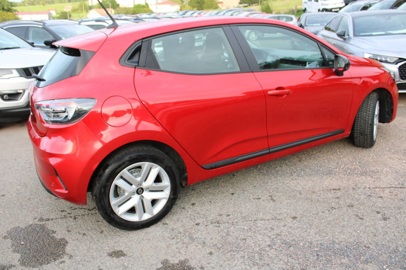 Photo 3 de l'offre de RENAULT CLIO VI EVOLUTION 1L5 DCI 100 CV GPS CARPLAY I-COKPIT RE USB RADAR BLUETOOTH RÃGULATEUR à 18500€ chez Bougel transactions