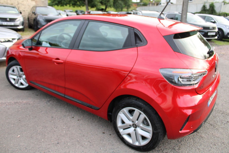 Photo 4 de l'offre de RENAULT CLIO VI EVOLUTION 1L5 DCI 100 CV GPS CARPLAY I-COKPIT RE USB RADAR BLUETOOTH RÃGULATEUR à 18500€ chez Bougel transactions