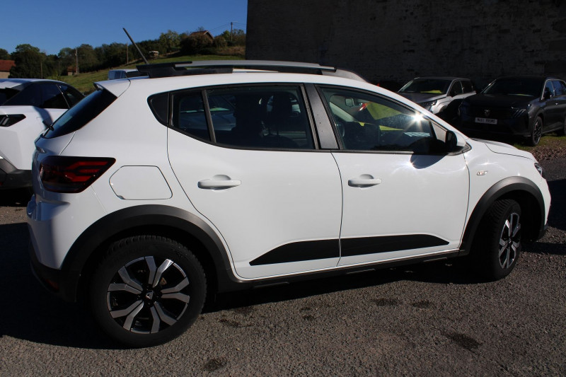 Photo 2 de l'offre de DACIA SANDERO 4 STEPWAY 90 CV 1L TCE EDC BOITE AUTO CLIM AUTO GPS 3D USB RÃGULATEUR BLUETOOTH à 13990€ chez Bougel transactions