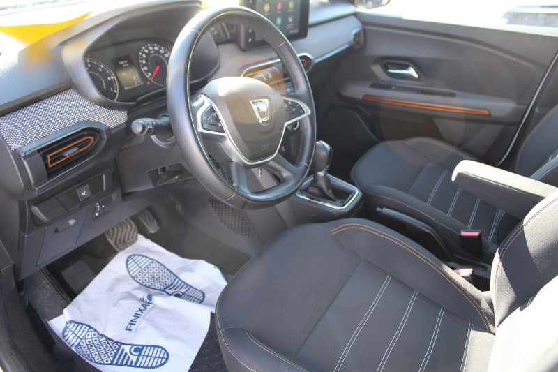 Photo 6 de l'offre de DACIA SANDERO 4 STEPWAY 90 CV 1L TCE EDC BOITE AUTO CLIM AUTO GPS 3D USB RÃGULATEUR BLUETOOTH à 13990€ chez Bougel transactions