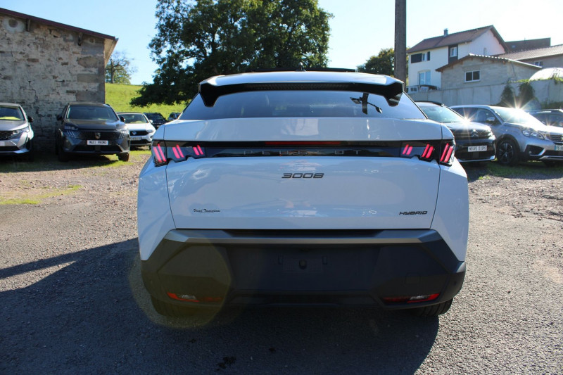 Photo 10 de l'offre de PEUGEOT 3008 PHASE 5 ALLURE 145 CV HYBRIDE GPS 3D CAMÃRA TOIT PANO RE JA 19 I-COKPIT BOITE AUTO DSC-6 à 31500€ chez Bougel transactions
