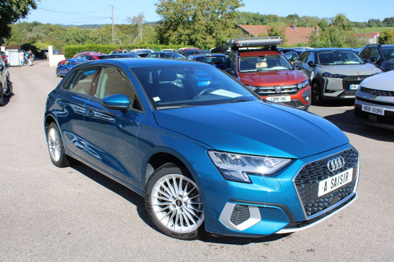 Audi A3 SPORTBACK 35 TFSI 150CH  LUXE S TRONIC 7 Essence BLEU CELESTE Occasion à vendre