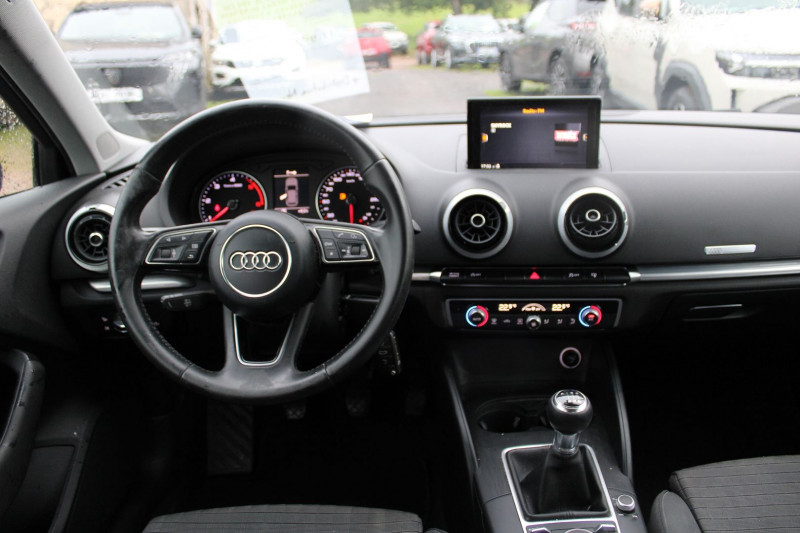 Photo 10 de l'offre de AUDI A3 SPORTBACK 2L TDI 150 CV AMBITION GPS 3D XÃNON+LEDS CLIM JA 17 RADAR BLUETOOTH RÃGULATEUR à 11990€ chez Bougel transactions