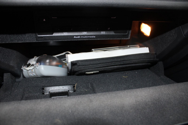 Photo 16 de l'offre de AUDI A3 SPORTBACK 2L TDI 150 CV AMBITION GPS 3D XÃNON+LEDS CLIM JA 17 RADAR BLUETOOTH RÃGULATEUR à 11990€ chez Bougel transactions