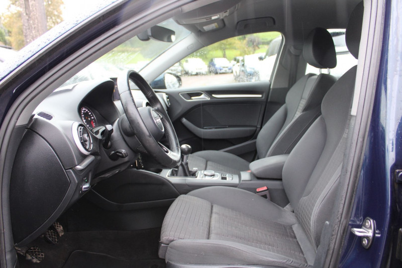 Photo 8 de l'offre de AUDI A3 SPORTBACK 2L TDI 150 CV AMBITION GPS 3D XÃNON+LEDS CLIM JA 17 RADAR BLUETOOTH RÃGULATEUR à 11990€ chez Bougel transactions
