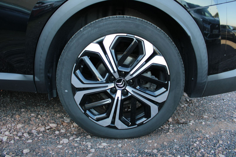 Photo 7 de l'offre de CITROEN C5 X HYBRID ETENSE 225CV SHINE RECHARGEABLE EAT8 BOITE AUTO CAMÃRA CUIR FULL LEDS ABS à 23990€ chez Bougel transactions