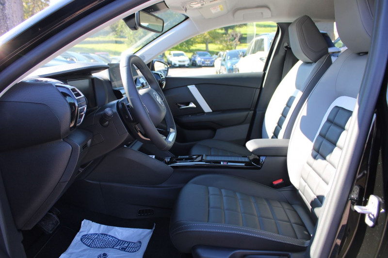 Photo 8 de l'offre de CITROEN C4 PHASE 5 MAX HYBRID 145 EAT8 BOITE AUTO CAMÃRA GRAND GPS 3D BLUETOOTH JA18 CUIR FULL LEDS à 24900€ chez Bougel transactions