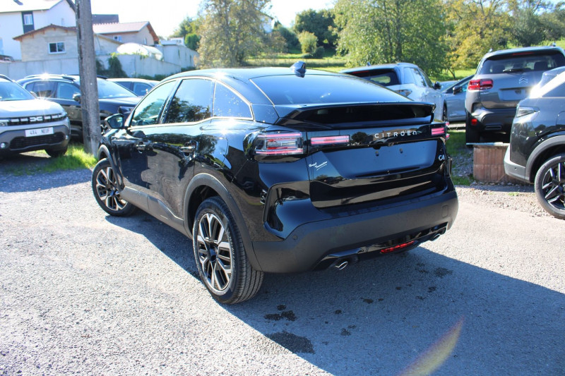 Photo 3 de l'offre de CITROEN C4 PHASE 5 MAX HYBRID 145 EAT8 BOITE AUTO CAMÃRA GRAND GPS 3D BLUETOOTH JA18 CUIR FULL LEDS à 24900€ chez Bougel transactions