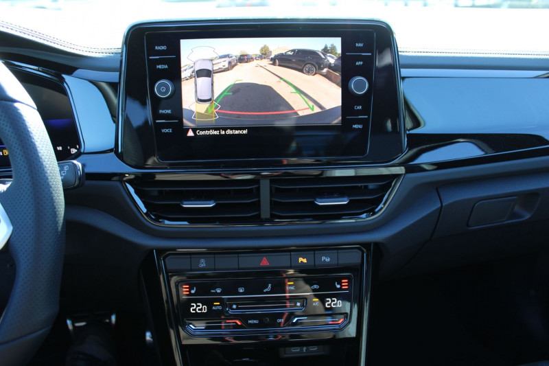 Photo 12 de l'offre de VOLKSWAGEN T-ROC II 2L TDI 150 CV R-LINE DSG7 BOITE AUTO CAMÃRA GPS FULL LEDS JANTES 19 TOIT OUVRANT à 38900€ chez Bougel transactions
