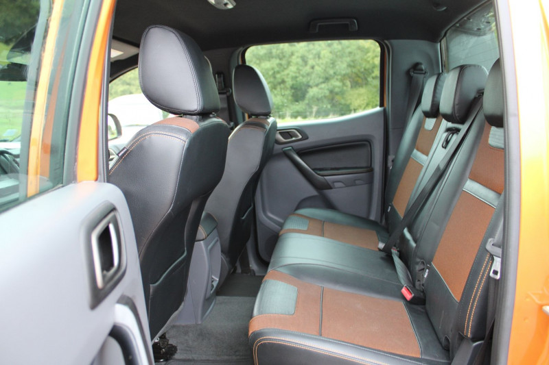 Photo 10 de l'offre de FORD RANGER 3L2 WILDTRAK 200 TDCI DIESEL BOITE AUTO RÃGULATEUR BLUETOOTH CAMÃRA GPS ATTELAGE à 29500€ chez Bougel transactions