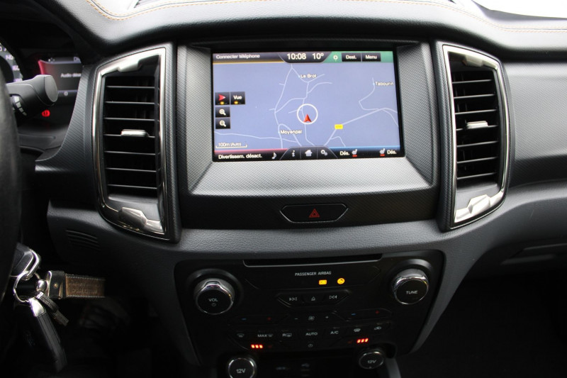 Photo 14 de l'offre de FORD RANGER 3L2 WILDTRAK 200 TDCI DIESEL BOITE AUTO RÃGULATEUR BLUETOOTH CAMÃRA GPS ATTELAGE à 29500€ chez Bougel transactions