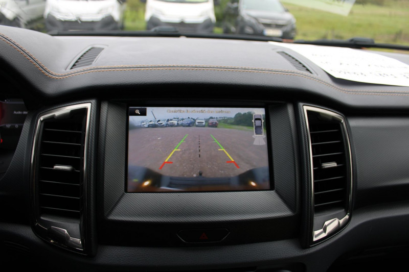 Photo 16 de l'offre de FORD RANGER 3L2 WILDTRAK 200 TDCI DIESEL BOITE AUTO RÃGULATEUR BLUETOOTH CAMÃRA GPS ATTELAGE à 29500€ chez Bougel transactions