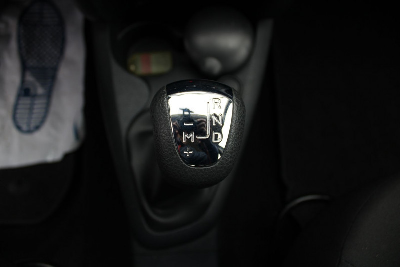 Photo 12 de l'offre de DACIA SANDERO III STEPWAY DCI 90 BOITE AUTO GPS MÃDIA USB RÃGULATEUR BLUETOOTH CLIMAT ABS RADARS à 12900€ chez Bougel transactions