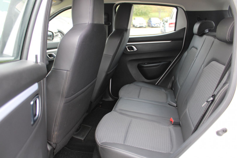 Photo 9 de l'offre de DACIA SPRING II ELECT. CONFORT LIMITEUR BLUETOOTH ABS MI CUIR CLIMAT LEDS               5 PORTES à 10500€ chez Bougel transactions