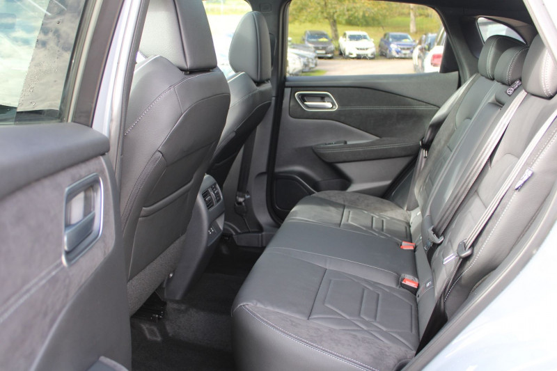 Photo 9 de l'offre de NISSAN QASHQAI VI N-DESIGN E-POWER 190 CV HYBRIDE GPS 3D I-COKPIT TOIT PANO JA 20 BOITE AUTO CVT à 34990€ chez Bougel transactions
